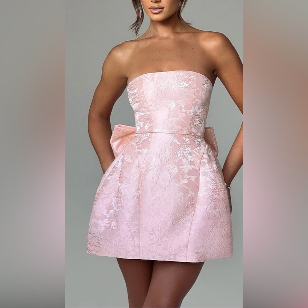 NWT Pink Jacquard Strapless Bow Dress